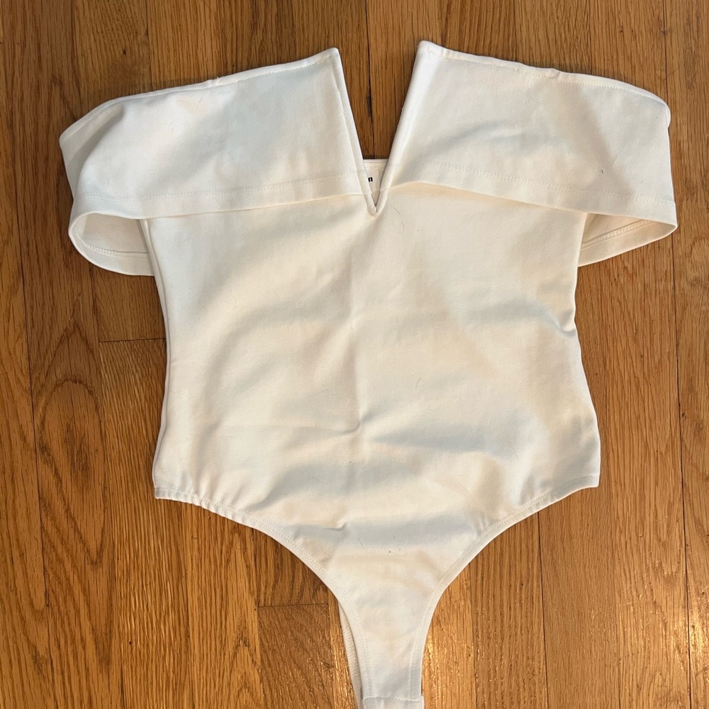 Superdown White Deep V Bodysuit